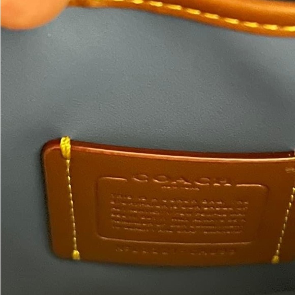 CA098 - Coach Kia Circle Bag in Colorblock - Picture 7 of 10